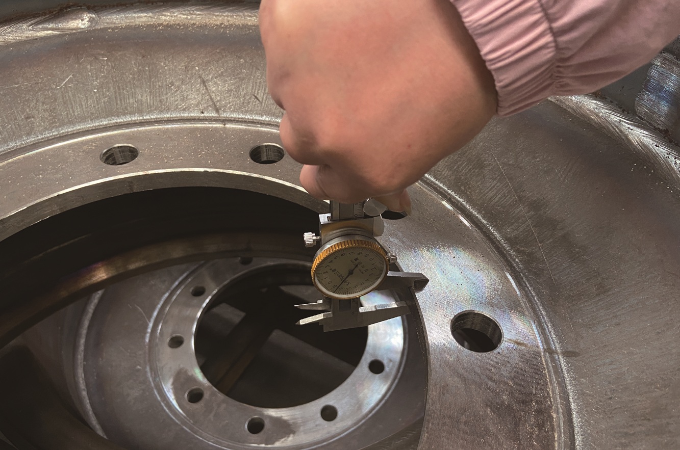 Radial thickness inspection